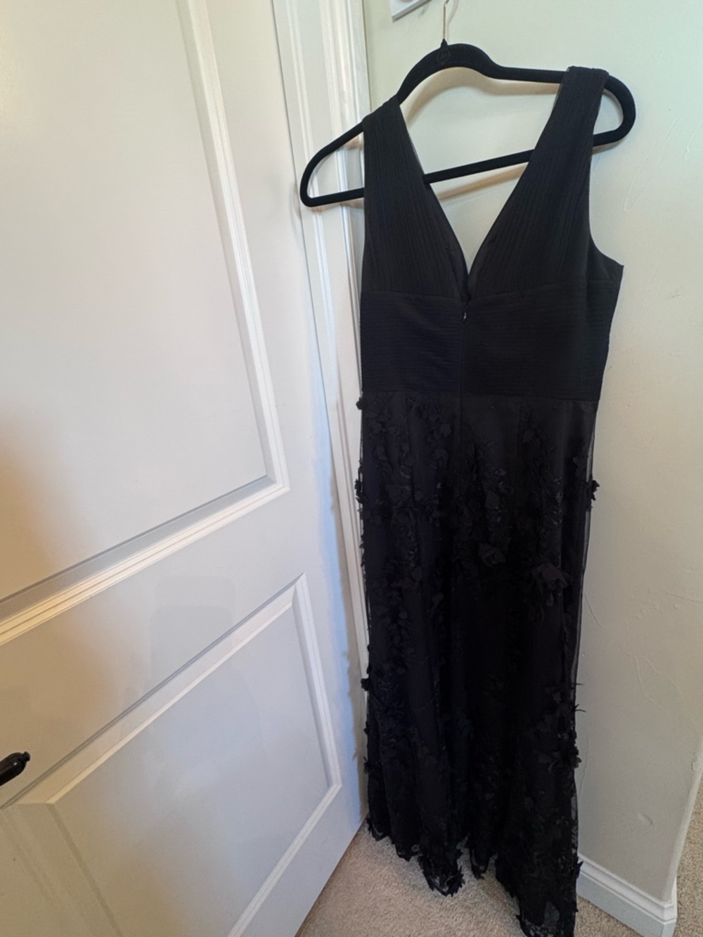 Mac Duggal Black Sleeveless V-Neck Maxi Dress with 3D Floral Appliqué - Picture 6 of 10